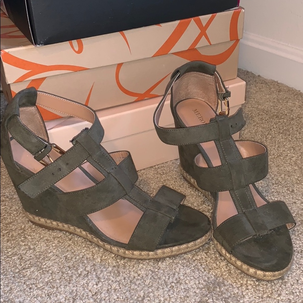Olive wedge espadrilles